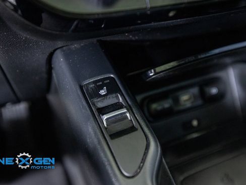 Used 2022 Kia Telluride S FWD image 22