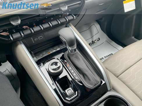 New 2026 Chevrolet Colorado ZR2 image 24