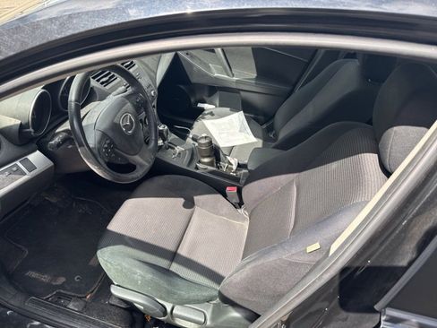 Used 2013 MAZDA MAZDA3 i Touring w/ Preferred Equipment Pkg image 13