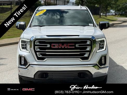 Used 2022 GMC Sierra 1500 SLT w/ X31 Off-Road Package AWD/4WD image 8