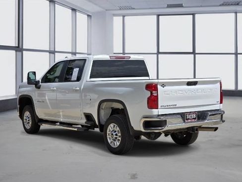 Used 2025 Chevrolet Silverado 2500 LT w/ Convenience Package AWD/4WD image 5