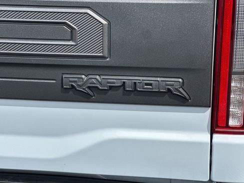 Used 2025 Ford F150 Raptor AWD/4WD image 26