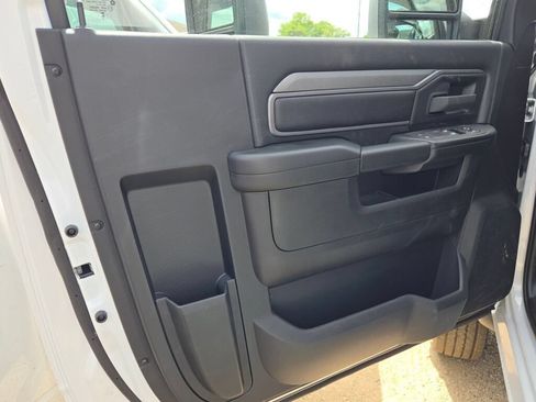 New 2026 RAM 5500 Tradesman AWD/4WD image 14