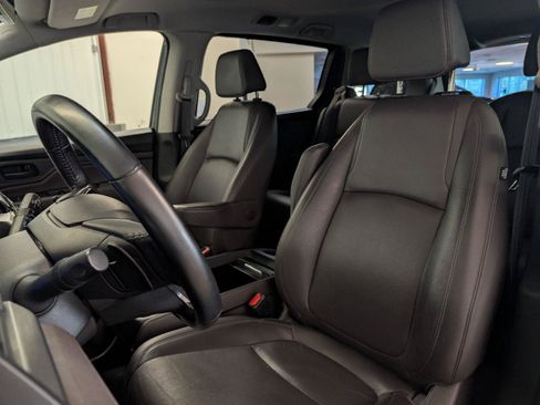 Used 2020 Honda Odyssey EX-L image 2