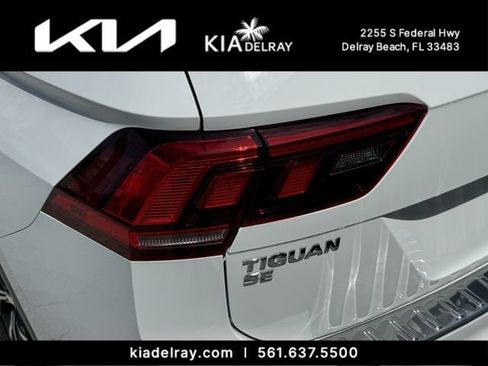 Used 2019 Volkswagen Tiguan SE w/ Panoramic Sunroof Package FWD image 7