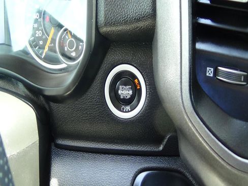 Used 2020 RAM 2500 Tradesman AWD/4WD image 24