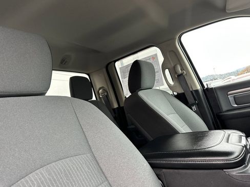 Used 2024 RAM 1500 Classic SLT image 16