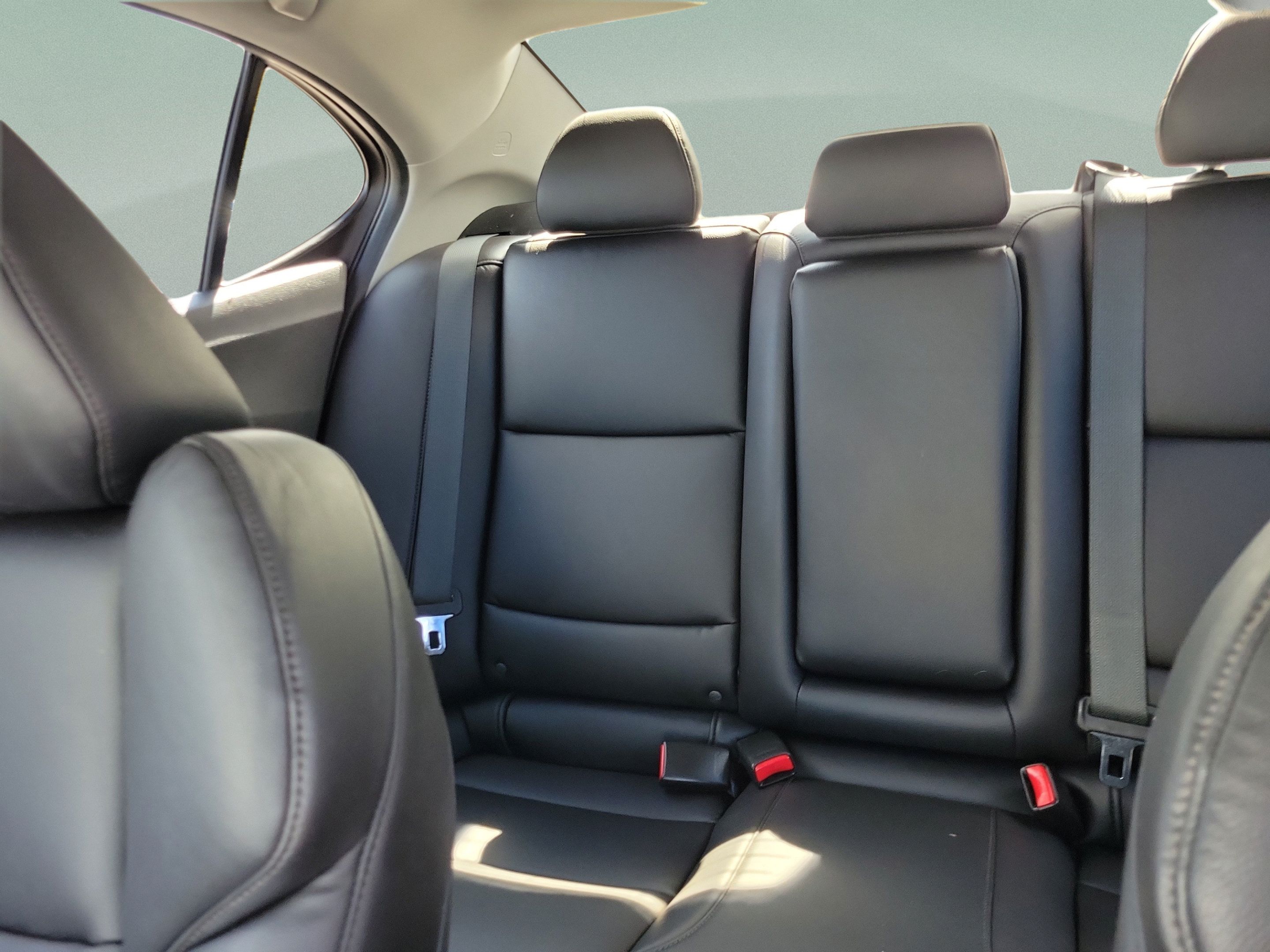 Used 2019 Acura TLX FWD image 8