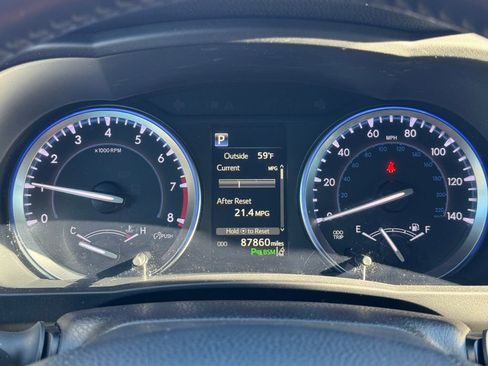 Used 2017 Toyota Highlander Limited image 34