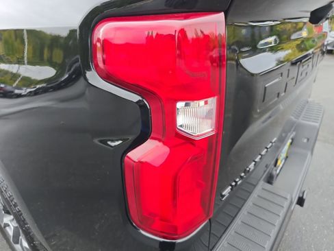 Used 2023 Chevrolet Silverado 1500 RST image 35