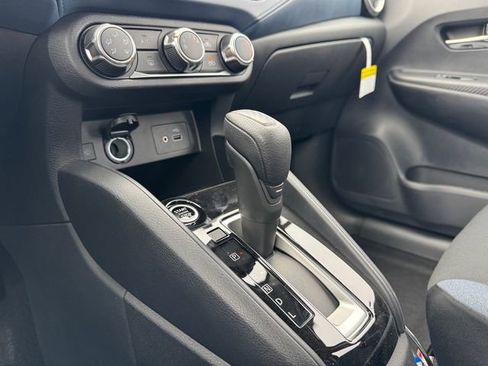 New 2025 Nissan Versa SV w/ Trunk Package FWD image 18