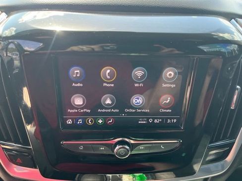 Used 2023 Chevrolet Traverse LT FWD image 22