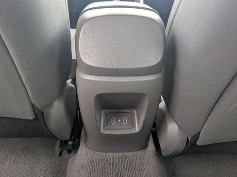 Used 2024 Hyundai Elantra SEL FWD image 33