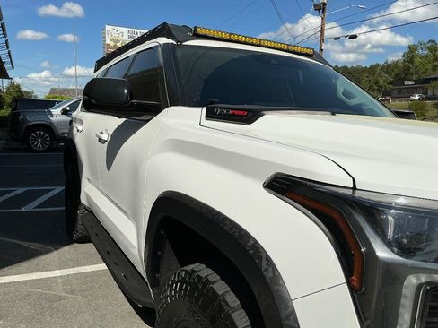 Used 2023 Toyota Sequoia TRD Pro AWD/4WD image 9