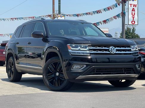 Used 2018 Volkswagen Atlas SEL Premium AWD/4WD image 3
