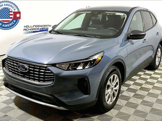 New 2025 Ford Escape Active image 1