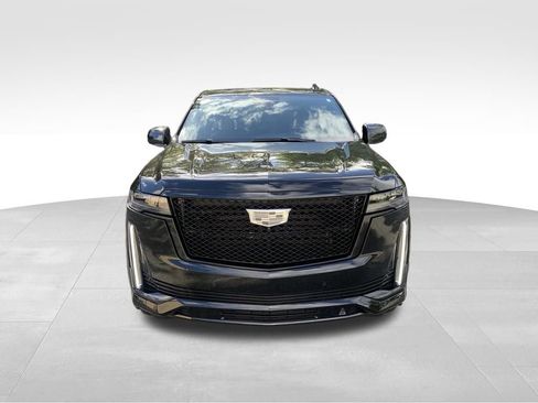 Used 2024 Cadillac Escalade Sport Platinum w/ LPO, ONYX Package image 2