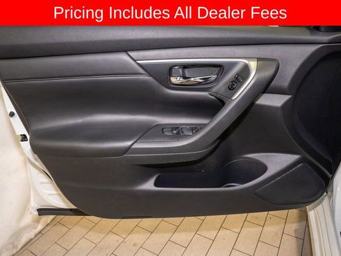 Used 2015 Nissan Altima 2.5 S w/ Power Driver Seat Package FWD image 11