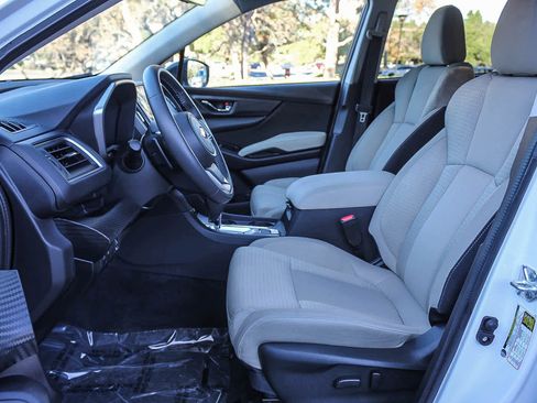 Used 2025 Subaru Ascent Premium image 17