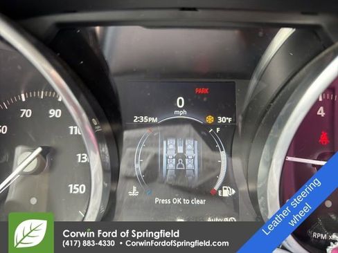 Used 2018 Land Rover Range Rover Evoque SE Premium image 8