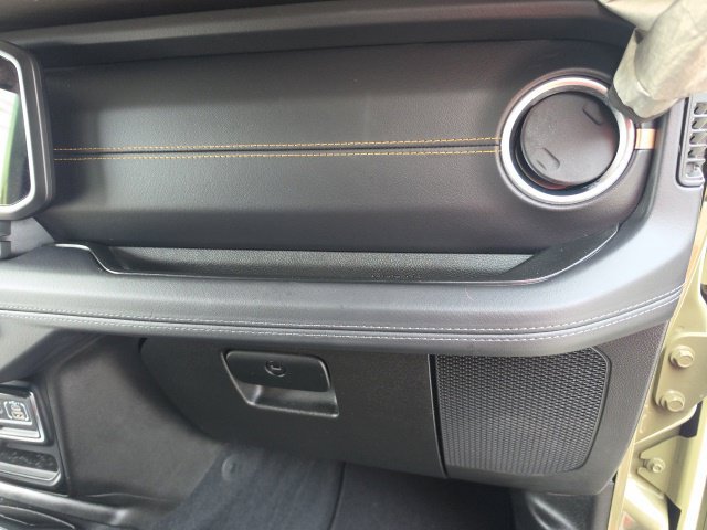 Used 2025 Jeep Gladiator Sport AWD/4WD image 25