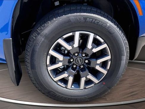 New 2026 Nissan Frontier SV w/ Tow Package AWD/4WD image 11