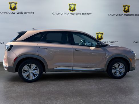 Used 2022 Hyundai Nexo Blue image 6