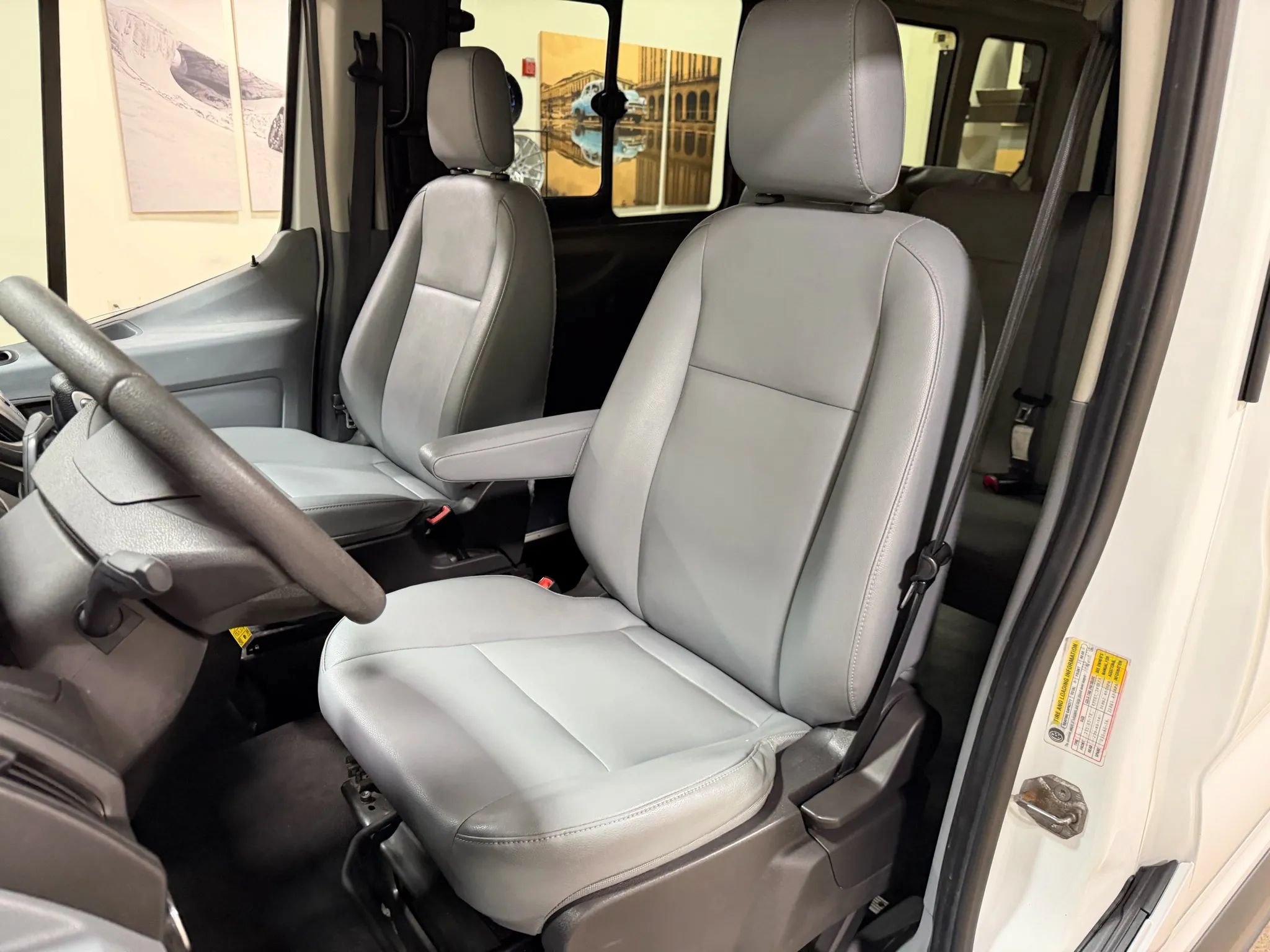 Used 2015 Ford Transit 250 148 Medium Roof RWD image 36