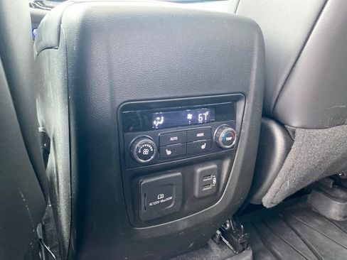 Used 2024 Buick Enclave Avenir w/ Avenir Technology Package image 20