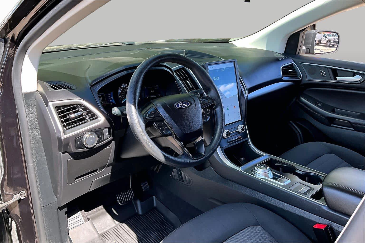 Used 2024 Ford Edge SE AWD/4WD image 17