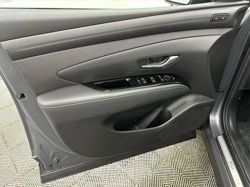 New 2025 Hyundai Tucson Limited image 11