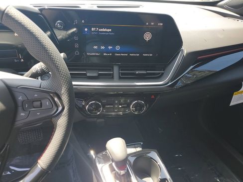 New 2026 Chevrolet Trax RS w/ Driver Confidence Package FWD image 24