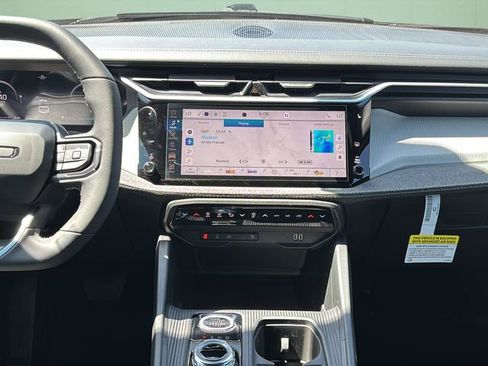 New 2026 Jeep Cherokee Laredo AWD/4WD image 22