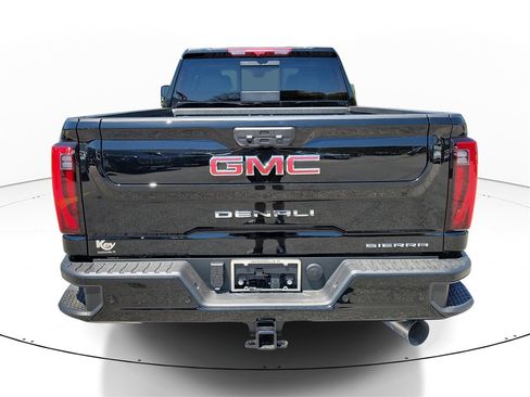 New 2025 GMC Sierra 2500 Denali w/ Denali Reserve Package image 5
