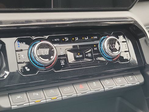 New 2026 GMC Sierra 1500 AT4X image 31