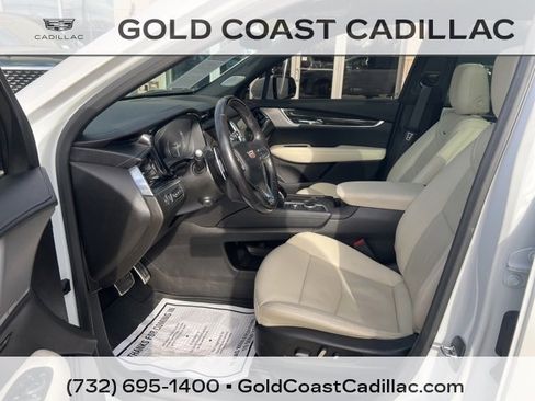 Used 2023 Cadillac XT6 Sport w/ Technology Package image 18