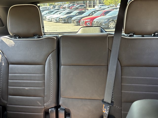 Used 2026 GMC Yukon Denali Ultimate AWD/4WD image 15