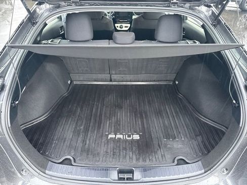 Used 2018 Toyota Prius Two w/ Prius Two Safety Plus Package image 11