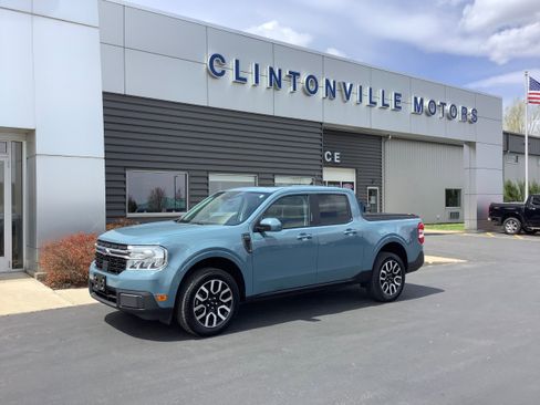 Used 2023 Ford Maverick Lariat w/ Lariat Luxury Package FWD image 1