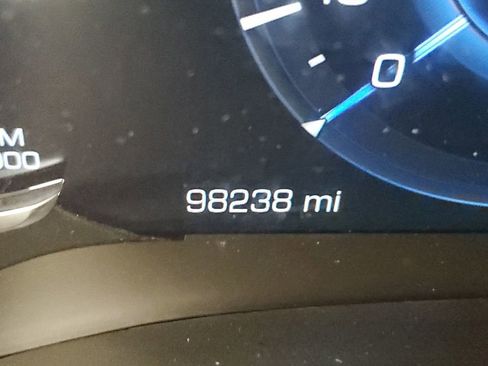 Used 2016 Cadillac Escalade Luxury image 27