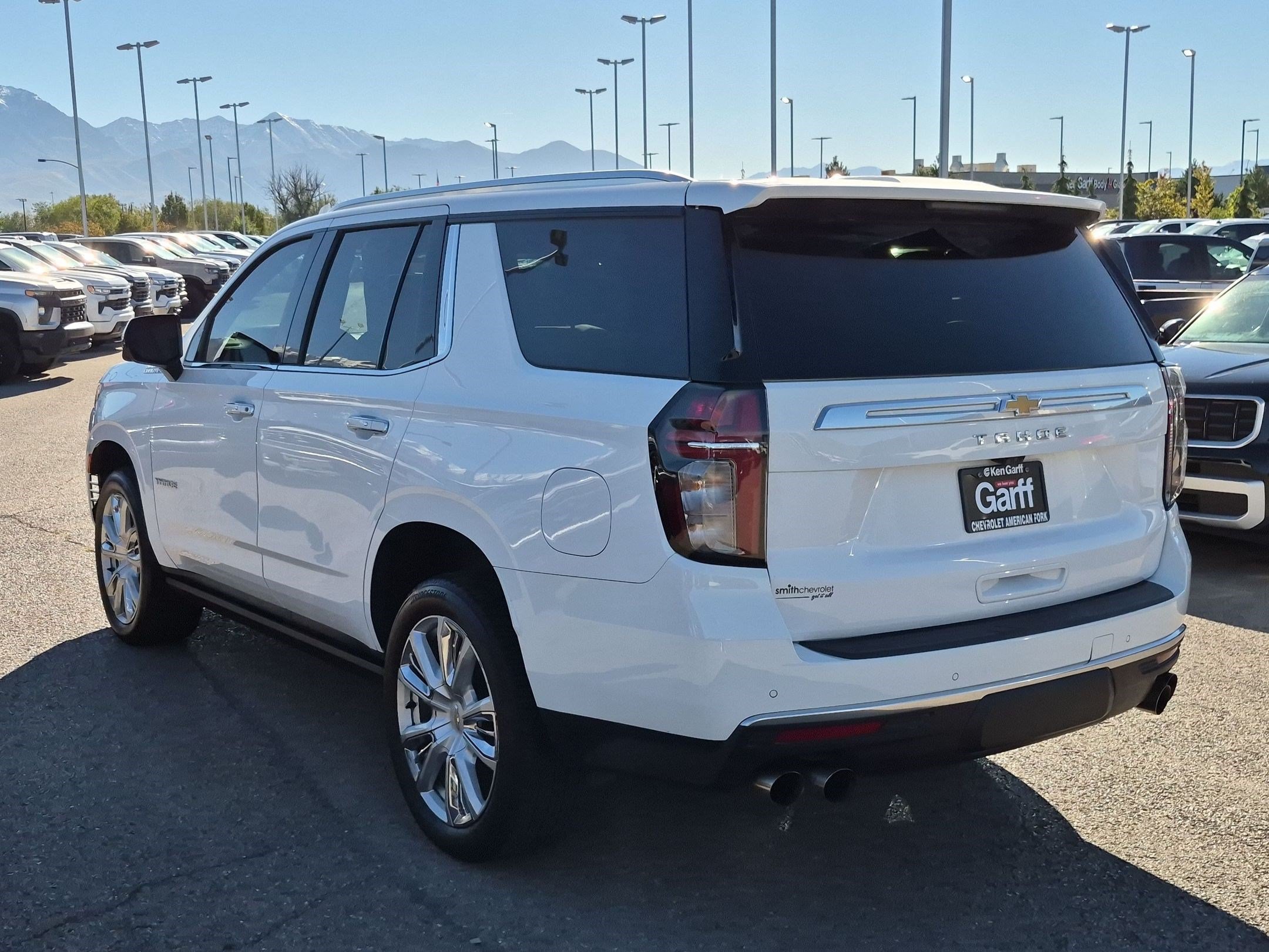 Used 2021 Chevrolet Tahoe High Country w/ Premium Package AWD/4WD image 5