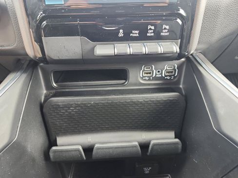 Used 2024 RAM 1500 Big Horn AWD/4WD image 18