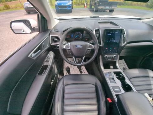 Used 2024 Ford Edge SEL w/ Convenience Package AWD/4WD image 7