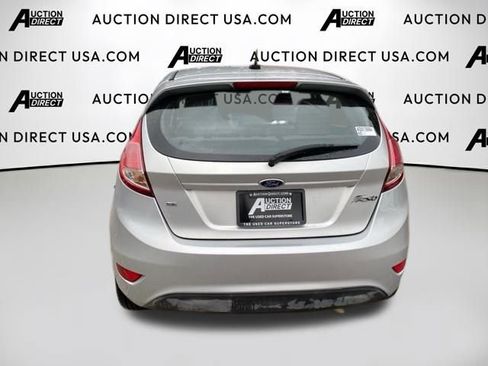 Used 2014 Ford Fiesta SE image 12