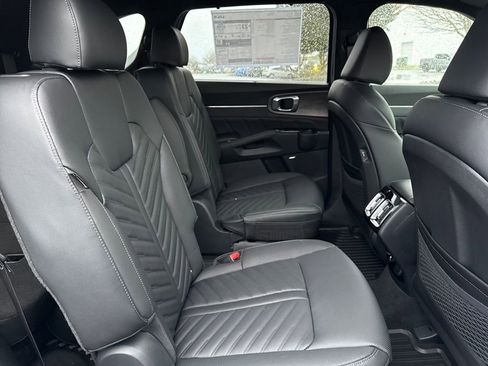 New 2026 Kia Sorento SX Prestige AWD/4WD image 11