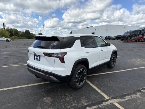 New 2026 Chevrolet Equinox LT w/ Convenience Package II image 5