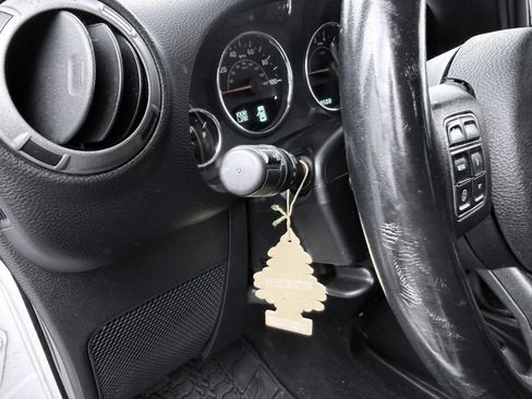 Used 2013 Jeep Wrangler Sport AWD/4WD image 22