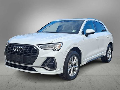 Certified 2022 Audi Q3 2.0T Premium Plus image 1