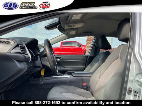 Used 2023 Toyota Camry LE image 10