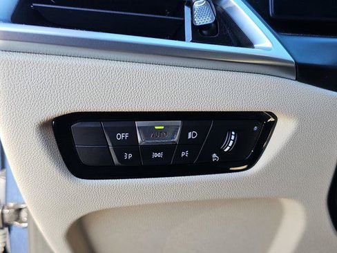 Used 2025 BMW 330i xDrive xDrive w/ M Sport Package image 26